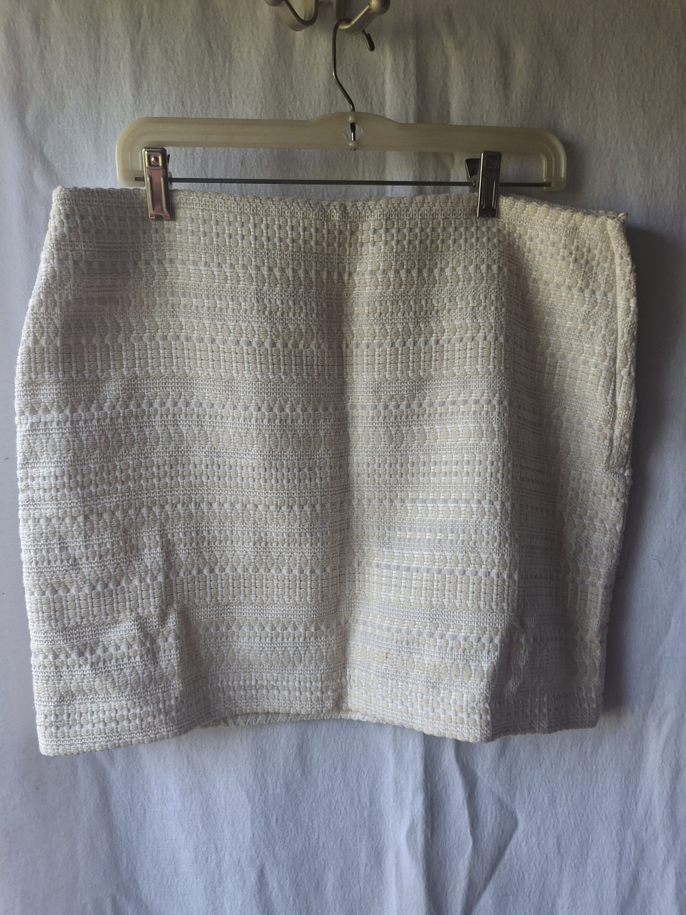 H&M Cream Textured Knit Mini Skirt